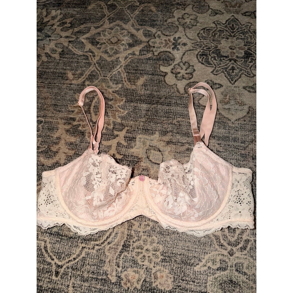Victoria's Secret Pink Lace Bra 34D